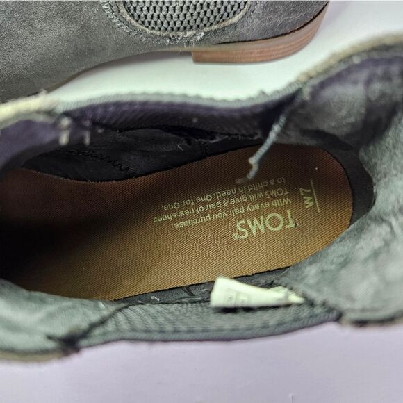 Toms Ella Grey Suede Leather Comfort Moto Ankle Booties Chelsea Boot Shoes 7 - Picture 10 of 12